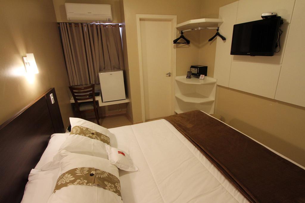 Hotel Curi Executive Pelotas Habitación foto
