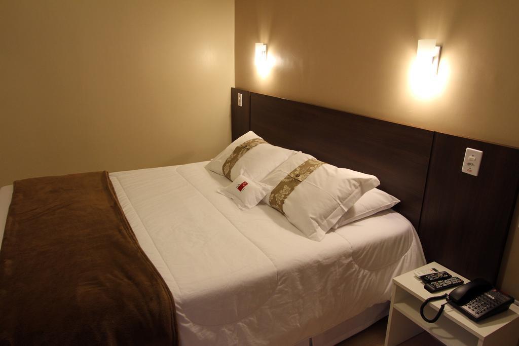 Hotel Curi Executive Pelotas Habitación foto